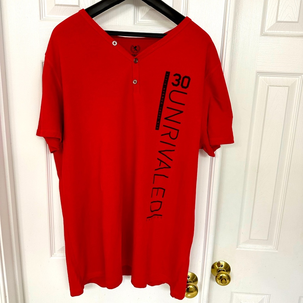 Men’s shirt.